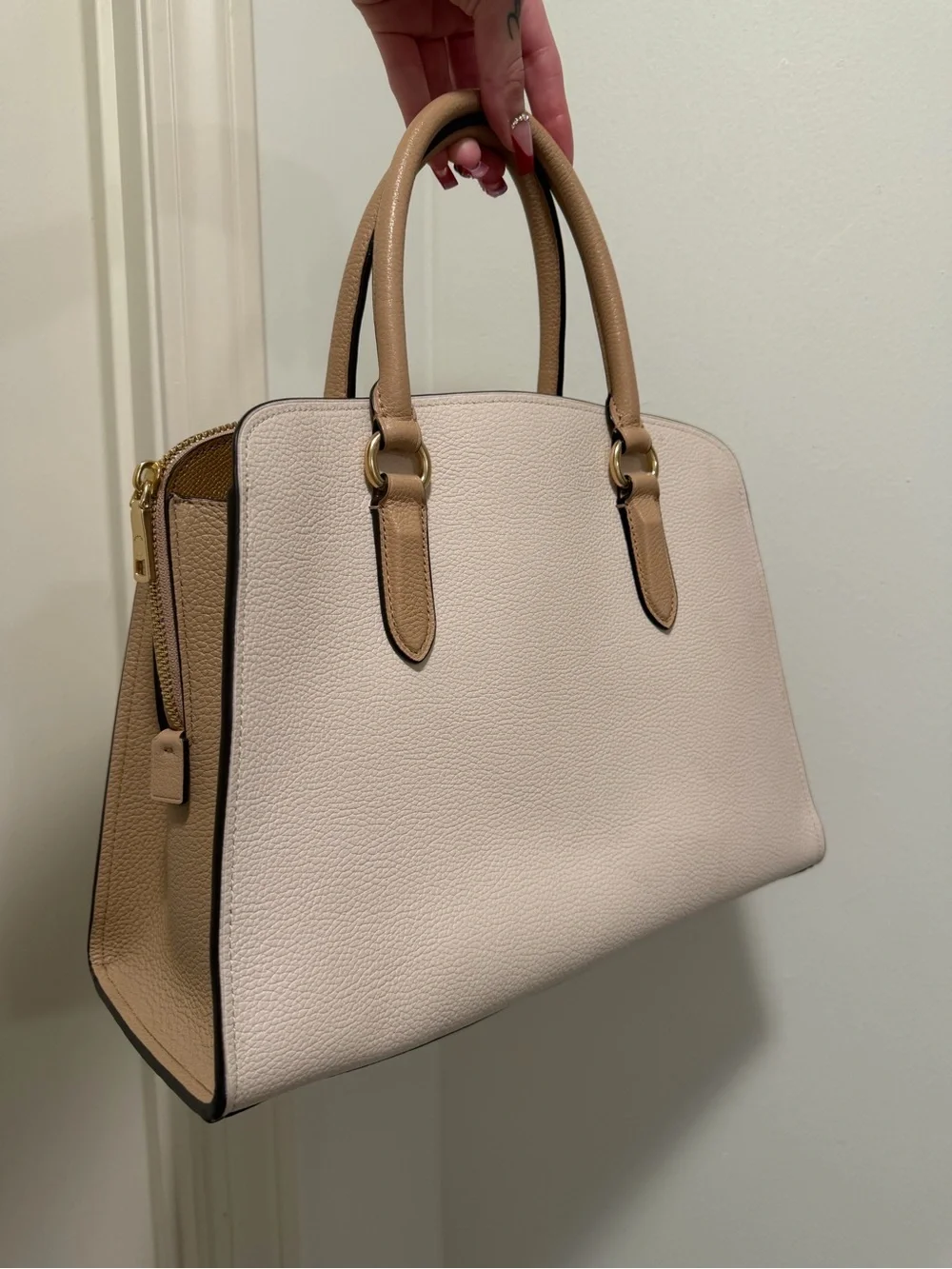 Coach structured pebbled